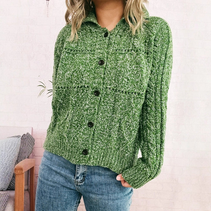 Kvinders cardigan med tekstureret kabeldesign og knaplukning Stilla