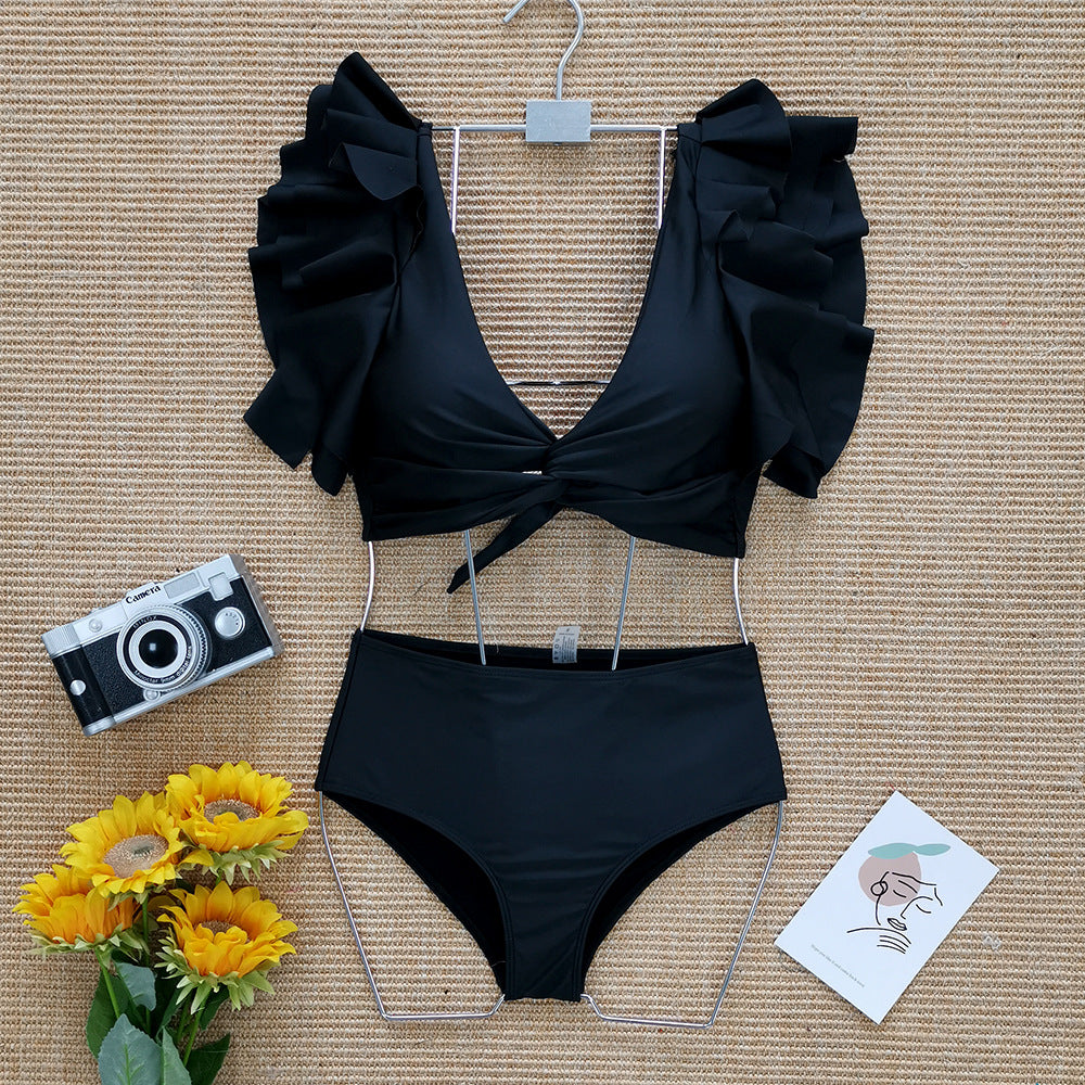 Dame Bikini-sæt med elegant flæse-design og dyb V-udskæring Stilla