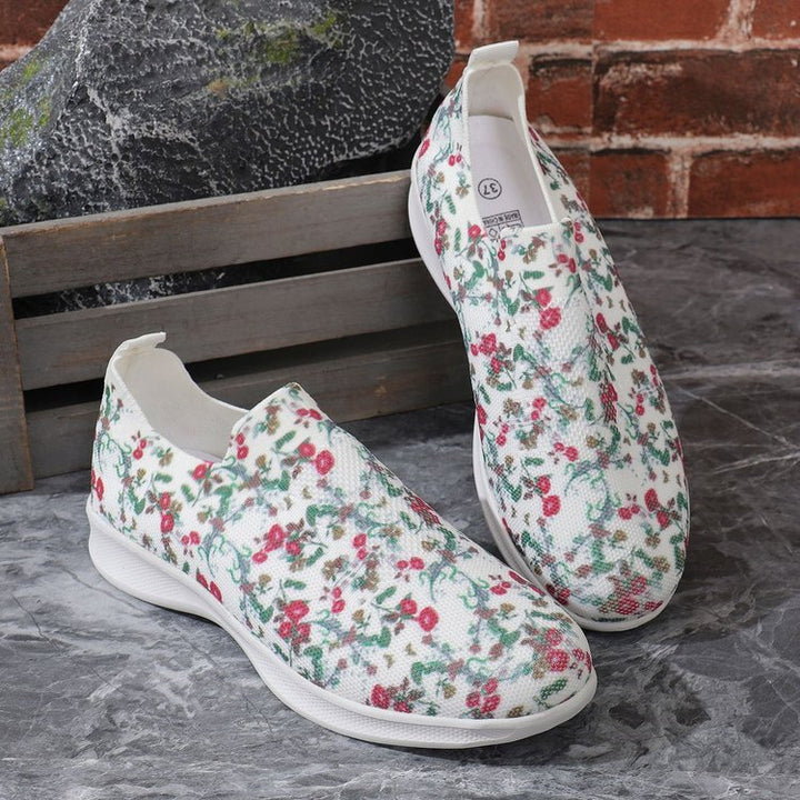 Dame Behagelige Slip-On Sneakers med blomsterdesign og åndbar overflade Stilla