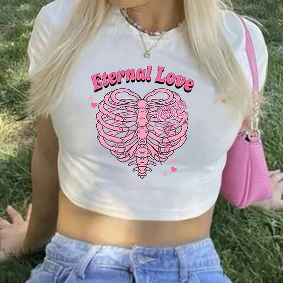 Dame Crop-T-Shirt med kreativ nostalgi-tryk og afslappet pasform Skovae