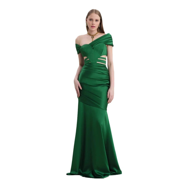 Dame elegant og figursyet aftenkjole med asymmetrisk snit og puffærmer Stilla