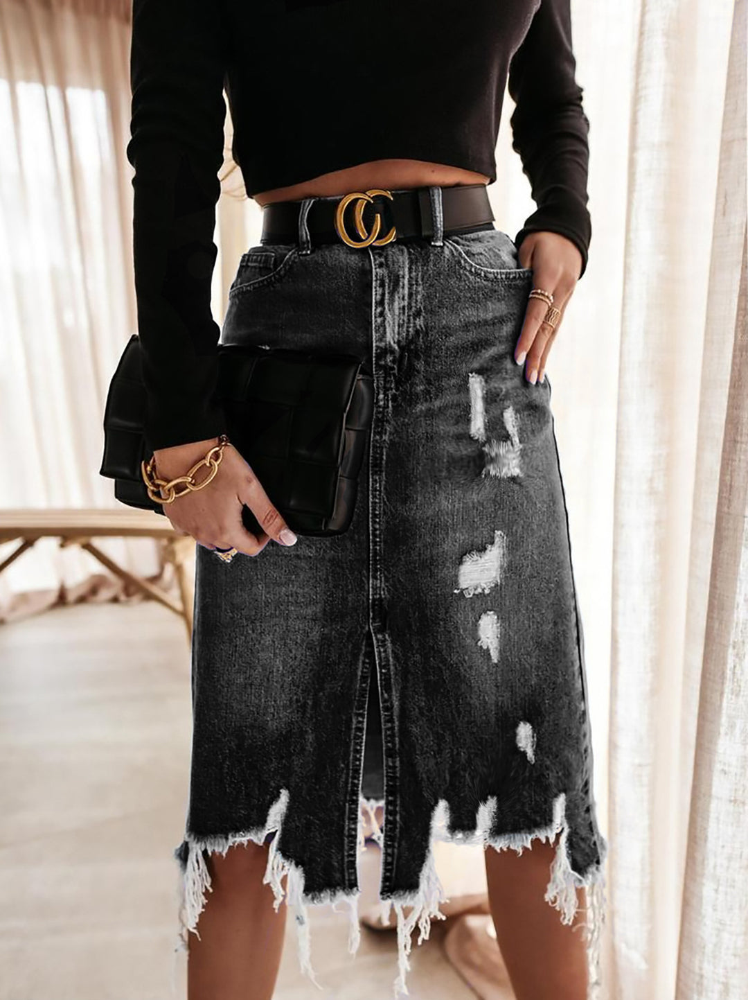 Dame Midi-Denimnederdel med fremragende destroyed-detaljer og moderigtigt slids Stilla