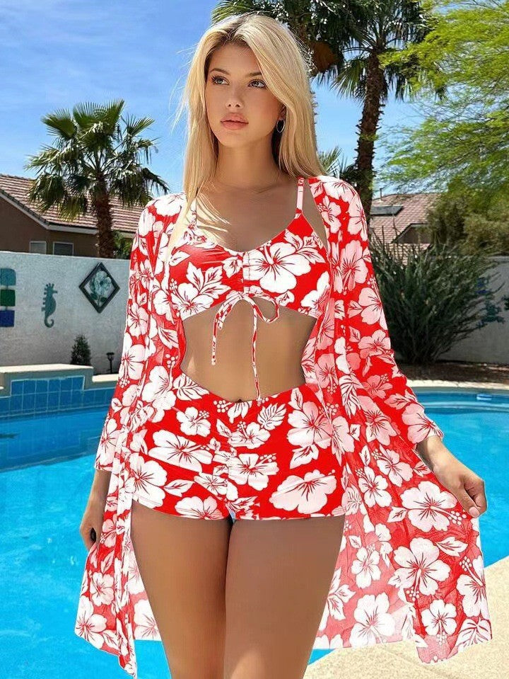 Dame bikini-sæt med blomstermønster og gennemsigtig cover-up Stilla