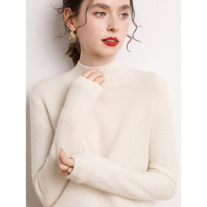 Kvinders cashmere-lignende pullover med høj hals og smalle ærmer Stilla