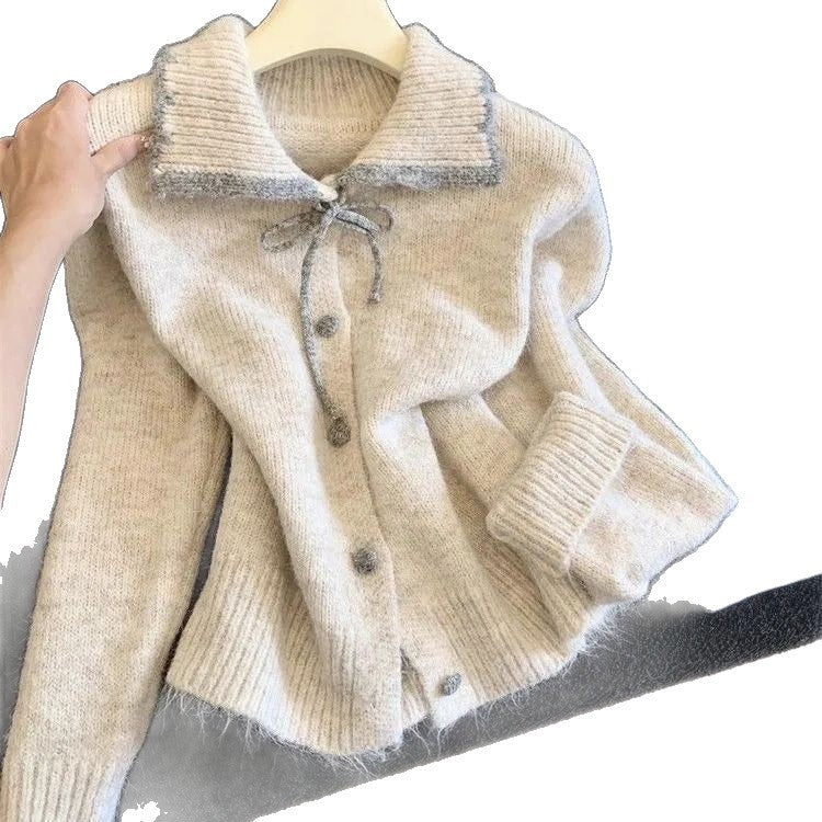 Kvinders hyggelige cardigan med stor krave og knapdetaljer Stilla