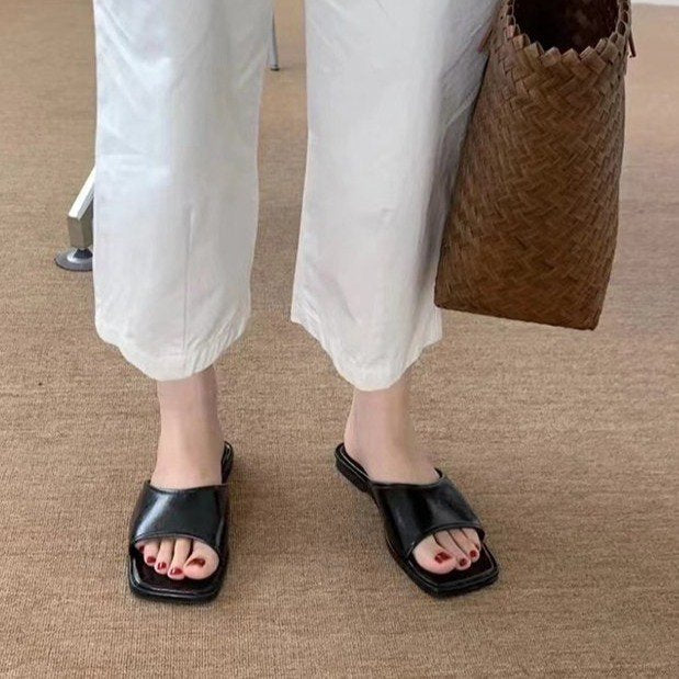 Damer Komfortable Slide-sandaler med bredt overmateriale og skridsikker sål Stilla