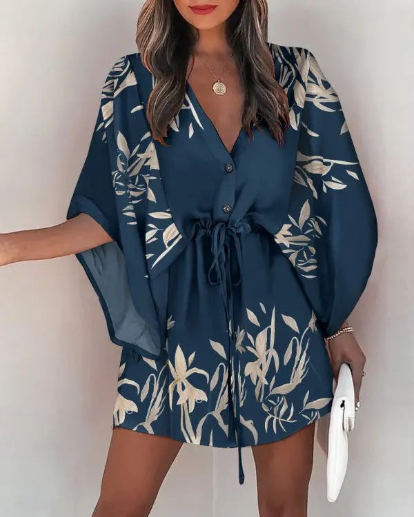 Dame fritidskjole med floret design og taljeudtræk Stilla