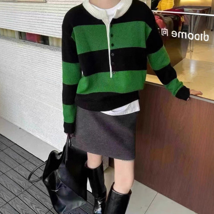 Dame sporty strikket sweater med knaplukning og grafisk mønster Stilla