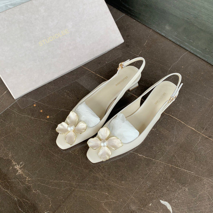 Dame Elegante Slingback Pumps med Blomster Accent Stilla
