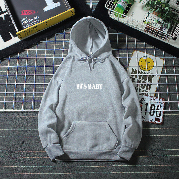 Dame hoodie med iøjnefaldende 90'er print Skovae