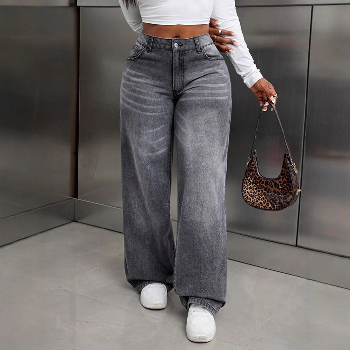 Kvinders fashionable brede jeans lavet af højkvalitets denim Stilla