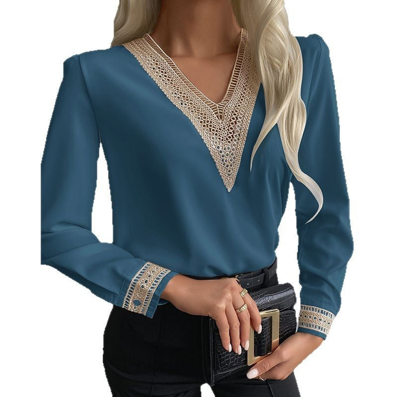 Dame elegant bluse med V-hals og fint udførte spidsdetaljer Stilla