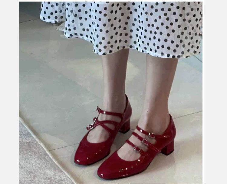 Dame elegante Ballerinas med justerbare remme og høj kvalitet overmateriale Stilla