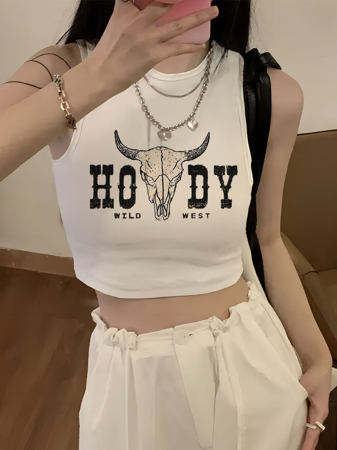 Dame Crop-Top med kreativ tekst og afslappet snit Skovae