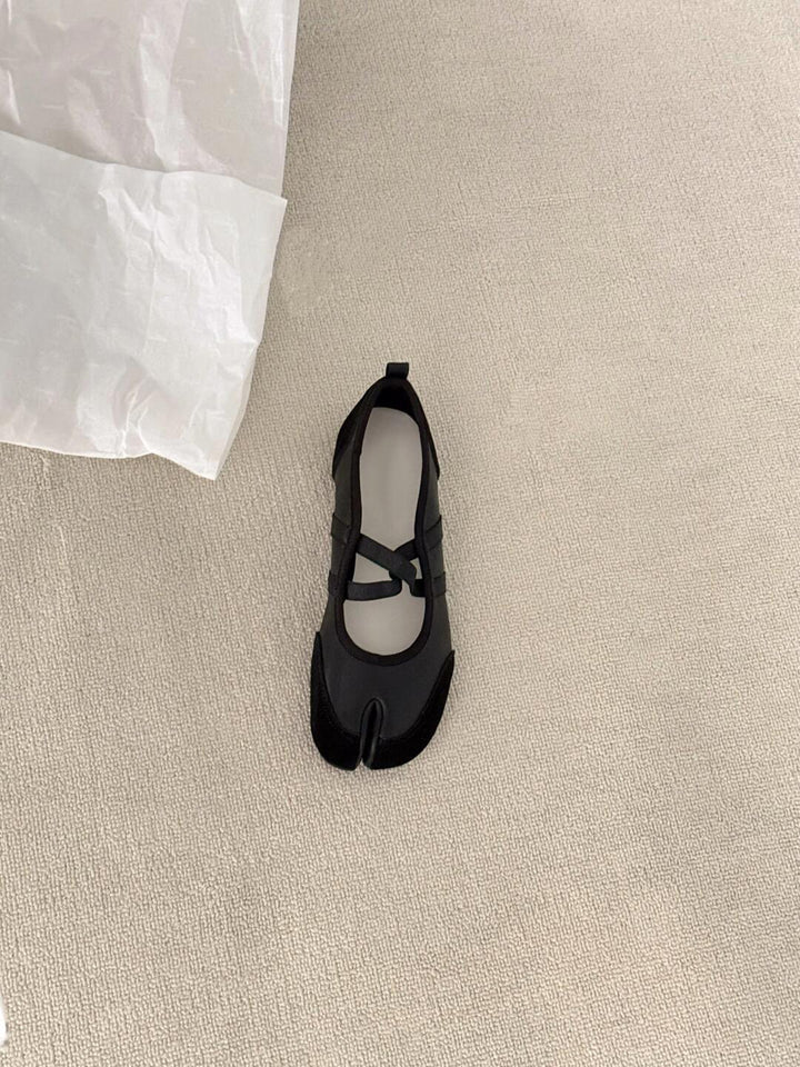 Dame Innovative Split-tær Slippers Stilla