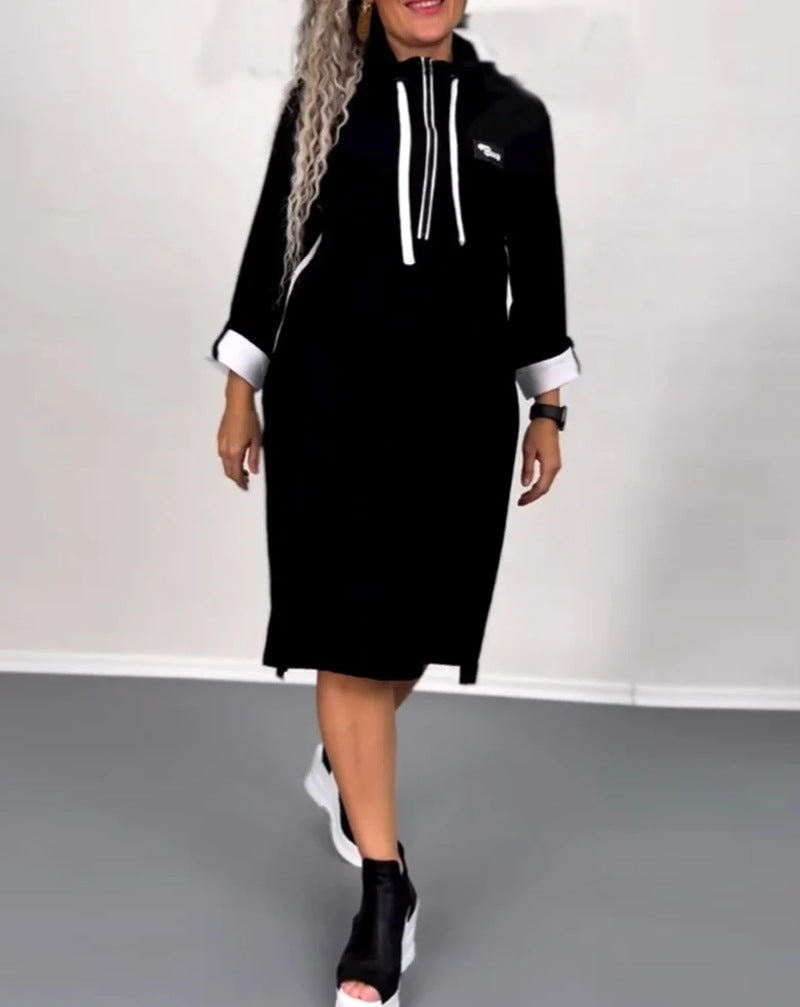 Kvinders hoodie kjole med sidelommer og stilfuld farvekontrast Stilla