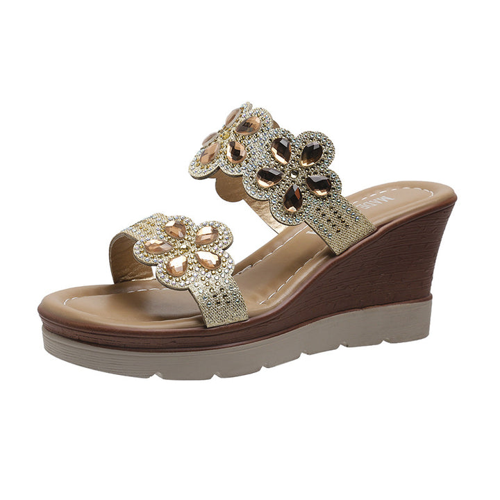 Dame Wedge-sandaler med dekorative blomsterapplikationer og glitrende accenter Stilla