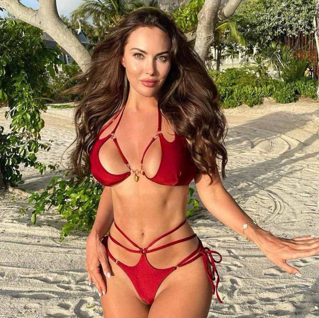 Damebikini med raffineret cut-out design og kombinerede stropper Stilla