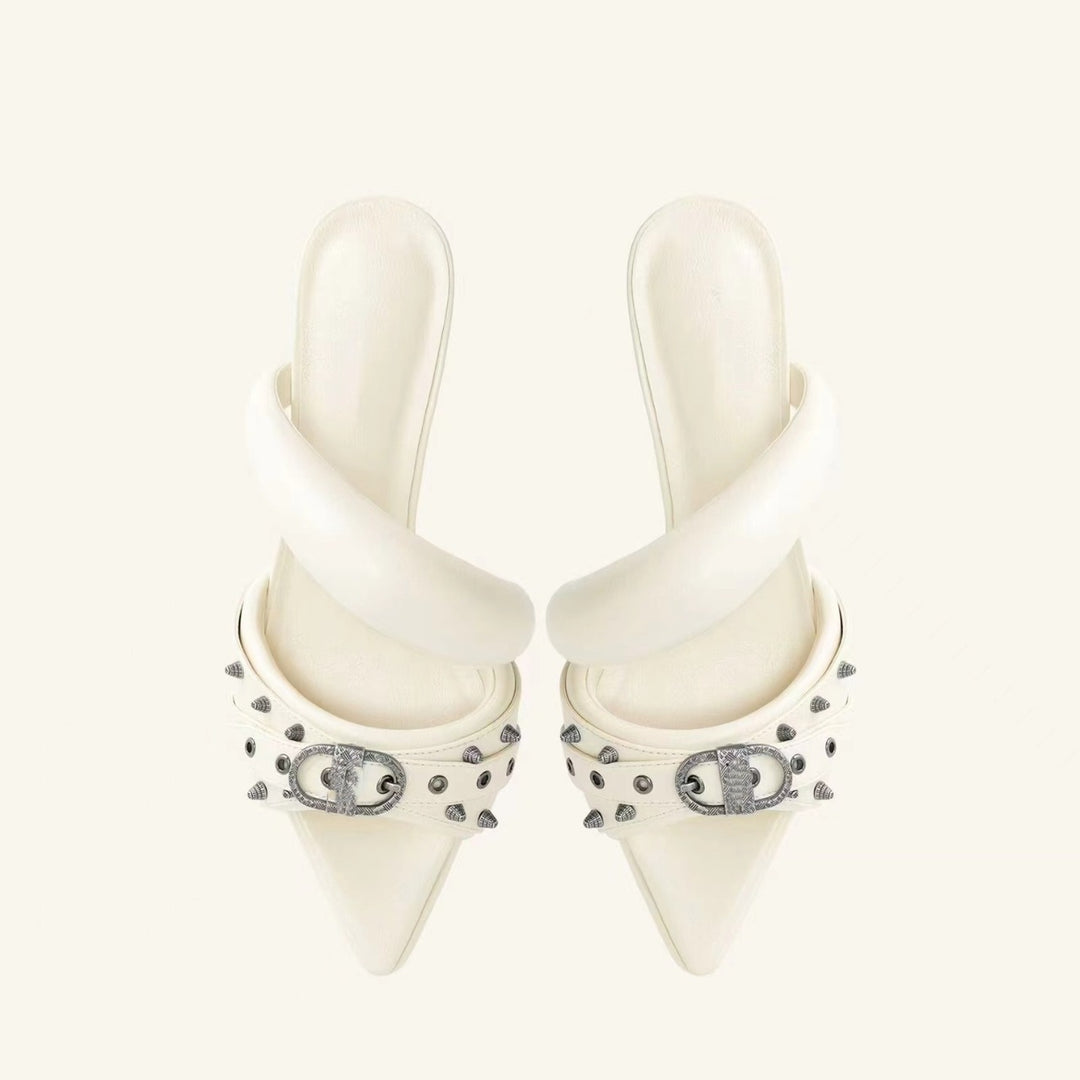 Femme High-Heel Slide Sandaler med dekorativ drejestroppem Stilla