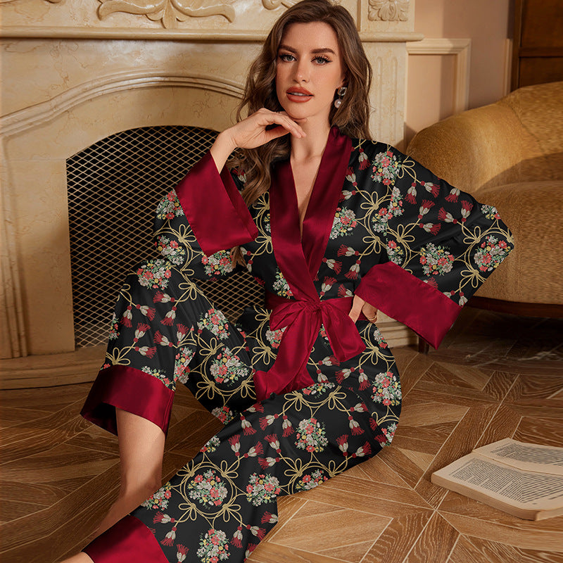 Dame Satin Pyjamas Sæt med blomsterprint og elegante detaljer Stilla