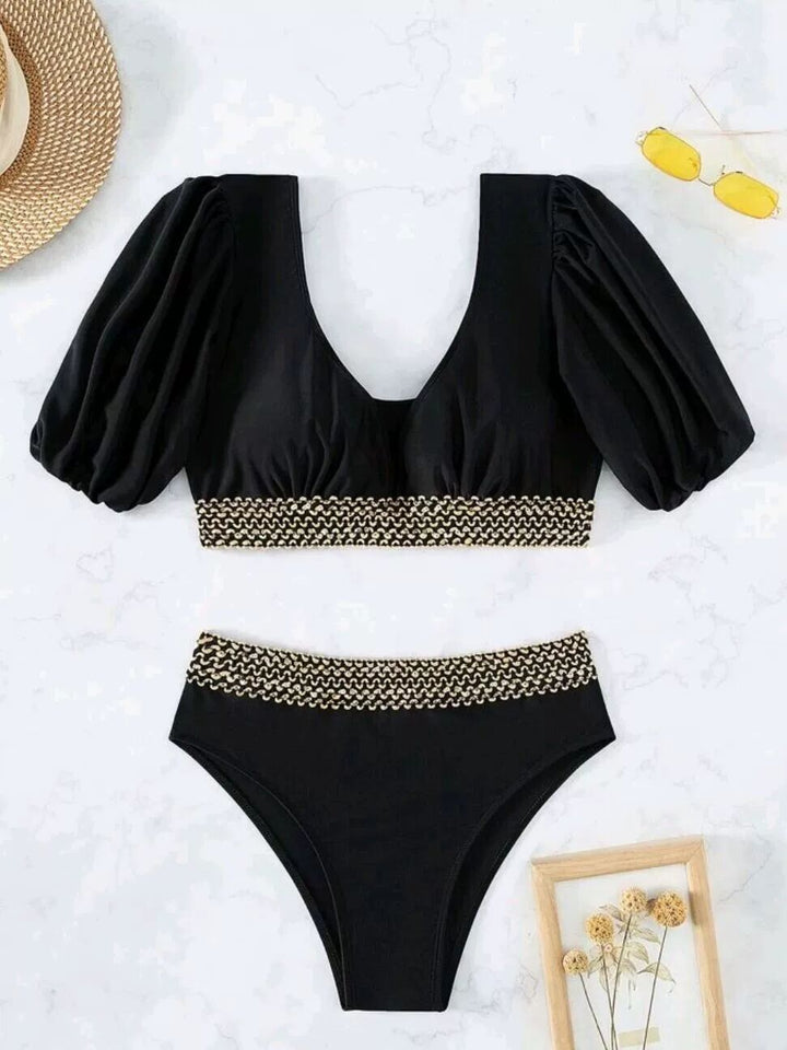 Dame bikini-sæt med voluminøse puffærmer og elegant bånd Stilla