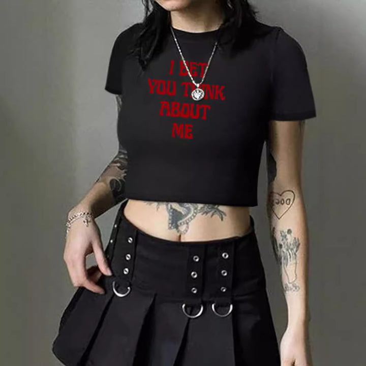 Dame Crop-T-Shirt med kreativt comic-motiv Skovae