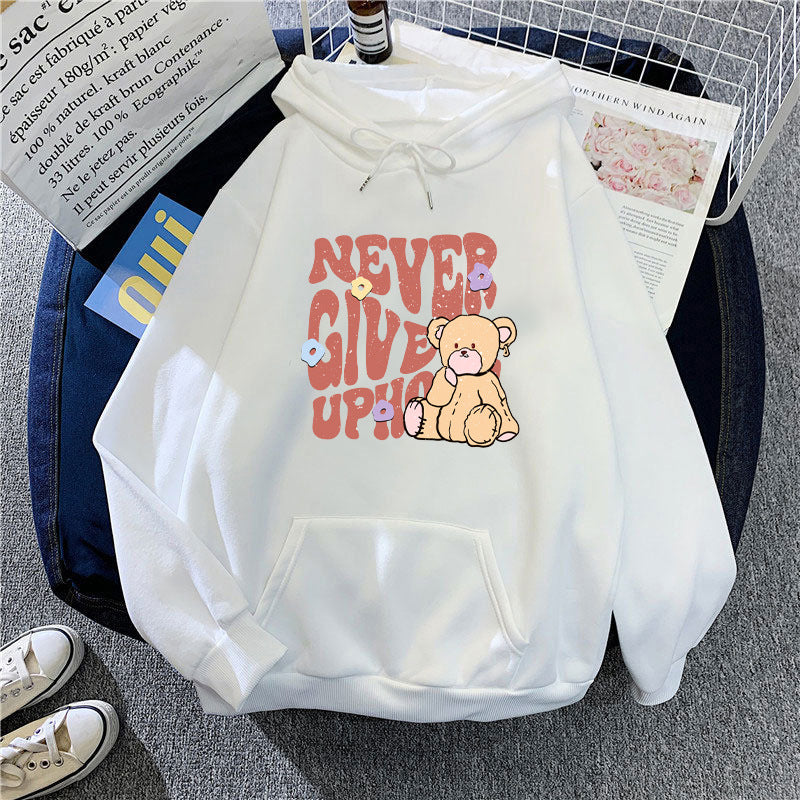 Kvindernes hoodie med motiverende bjørn design Skovae