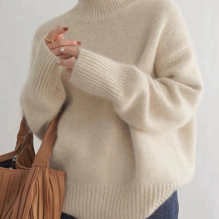 Kvinderne cashmere rullehals sweater med en løs pasform og elegant tekstur Stilla