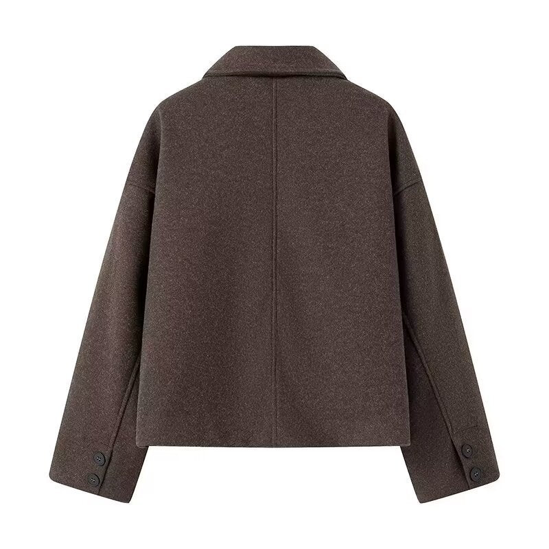 Dame oversized uldjakke med enkle knapper og praktiske lommer Stilla