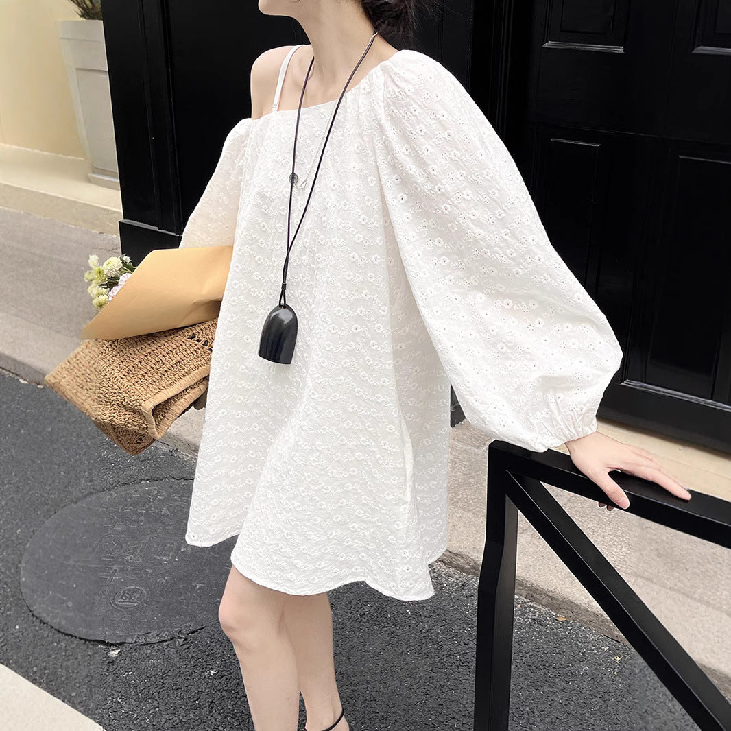 Dame bluse top med elegant ruffles detaljer og åndbart tekstur Stilla