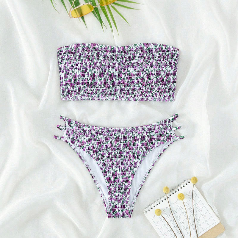 Dame Bandeau-bikini med raffinerede flæsedetailer og justerbare stropper Skovae