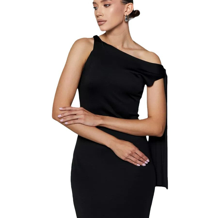 Dame Elegant lang kjole med asymmetrisk ærme og kropsnær pasform Stilla