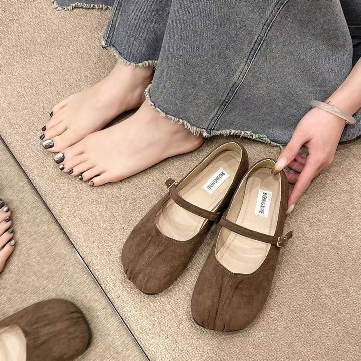 Dame ballerinas med komfortabel rem og elegant design Stilla