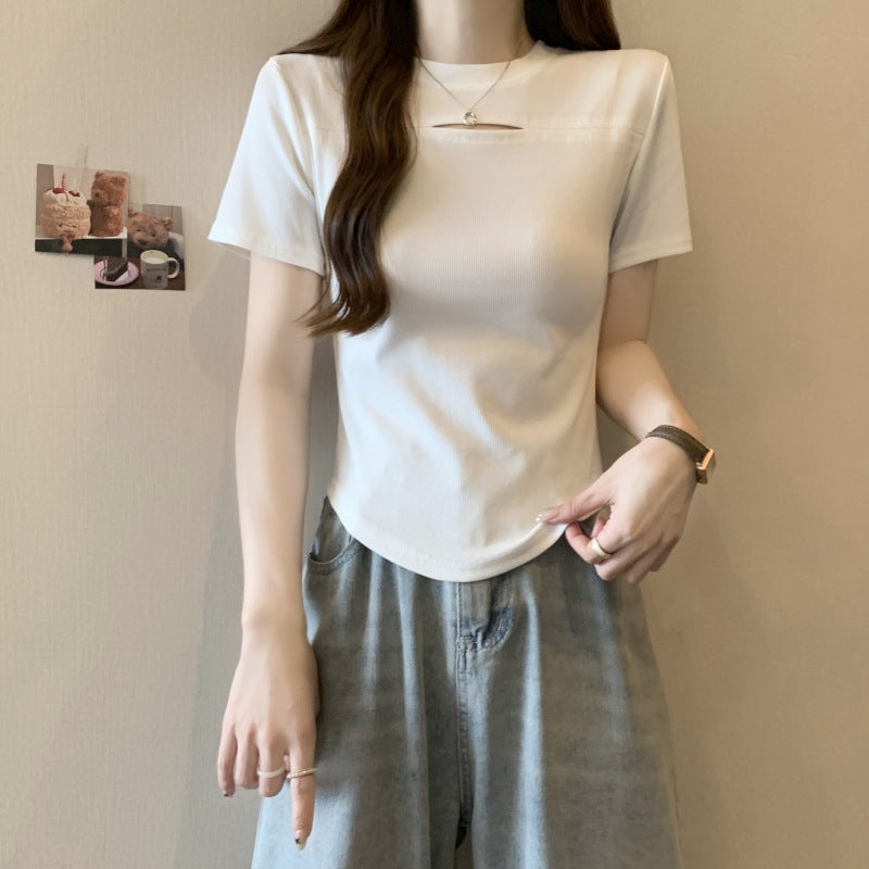 Femme Korte ærmer Rib T-shirt med stilfuld udskæring-detalje Stilla