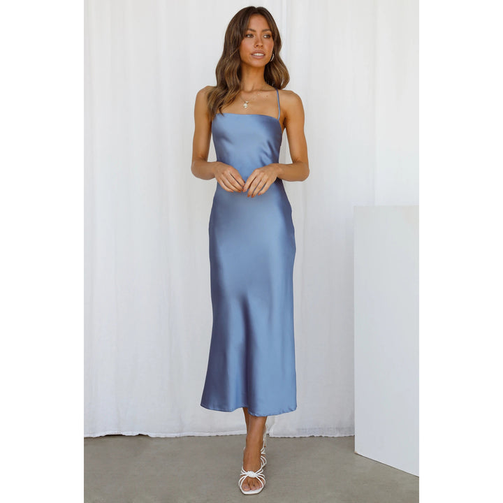 Women's Satin Maxi Dress with Spaghetti Straps and Elegant Cut Skovae