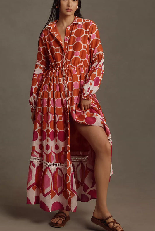 Dame Lang, transparent Kimono med florale motiver og knapdetaljer Stilla