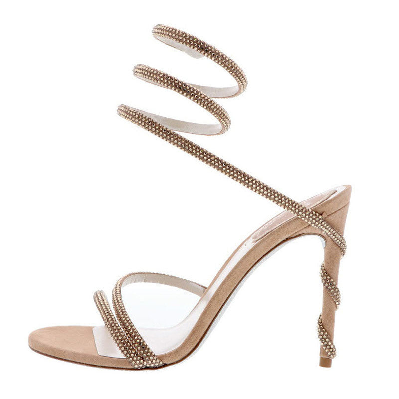 Femme Strappy Højhælede Sandaler med spiralformede Strassakcenter Stilla
