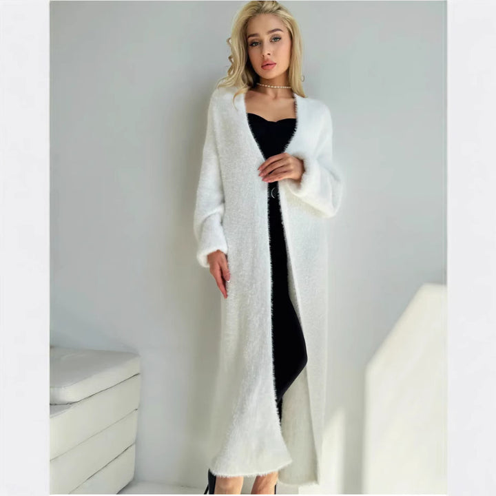 Kvinders fluffy lang cardigan i et elegant design med åben front og bløde materialer Stilla