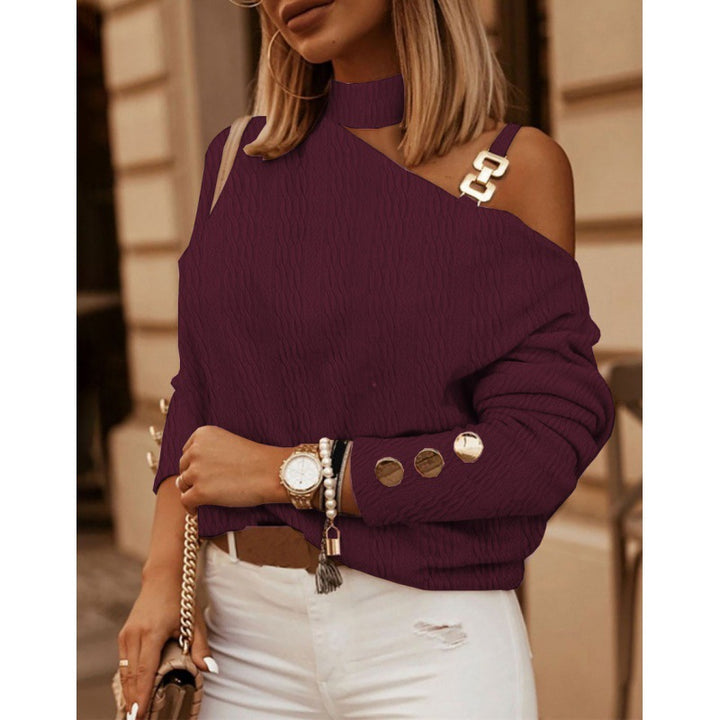 Damer modischer pullover med off-shoulder-design og metalliske accenter Stilla
