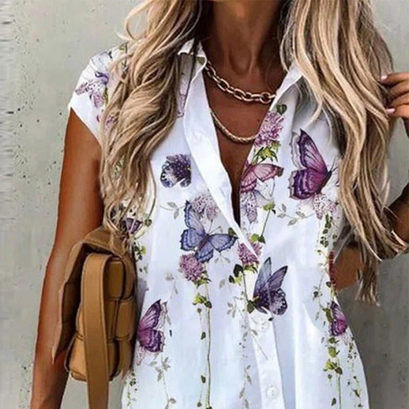 Dame kortærmet bluse med blomsterprint og knapliste Stilla