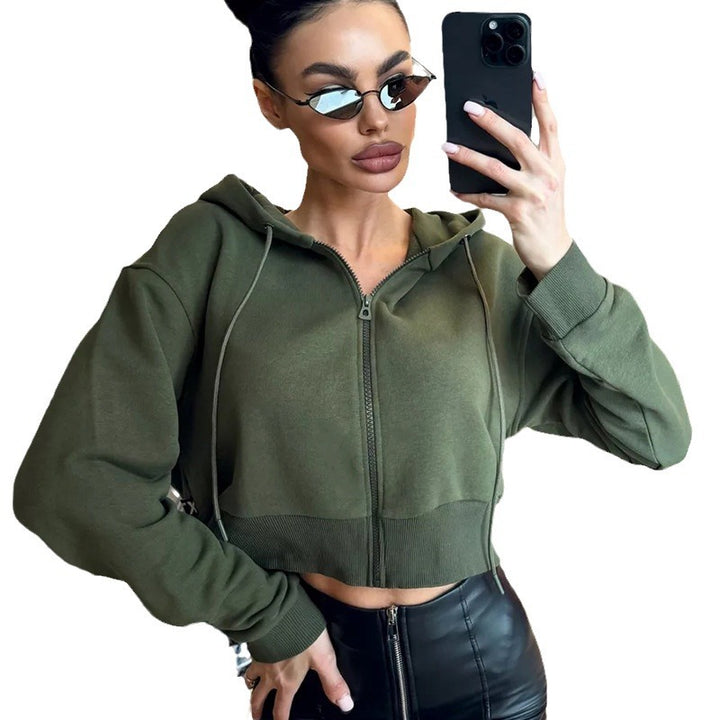 Kvinders cropped hoodie med lynlås og sidelommer Skovae