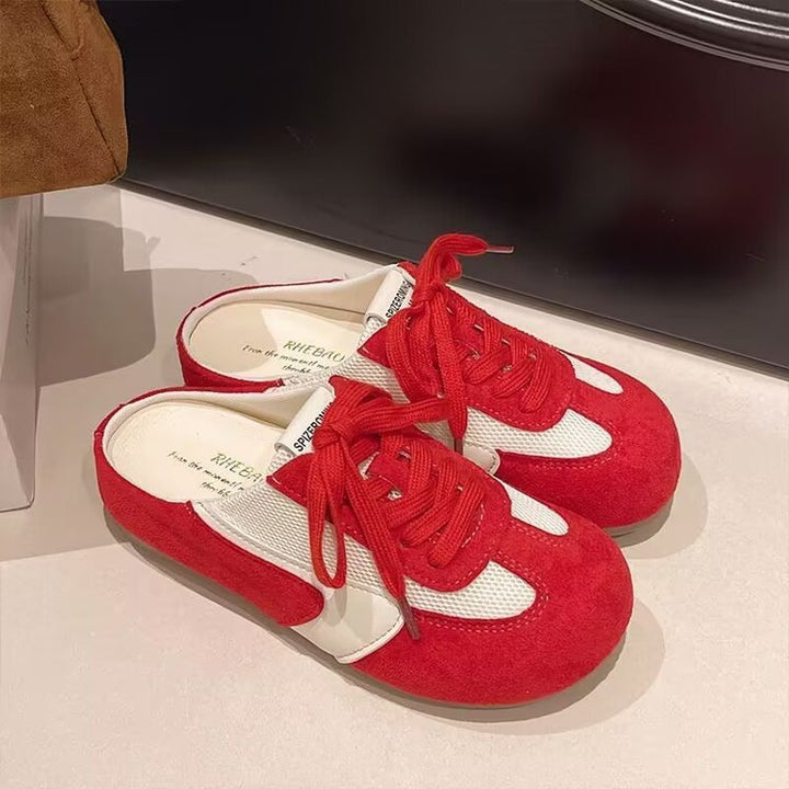 Dame fritids-sneakers i sportslig retro-stil med åndbart mesh-yderside og skridsikker sål Stilla
