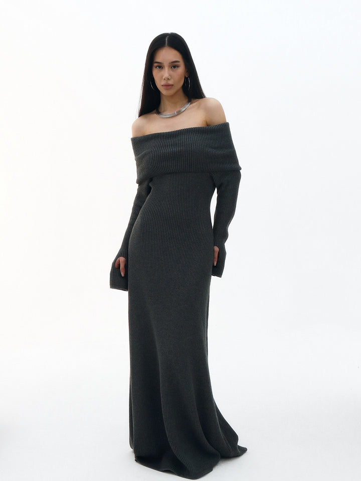 Dame Off-Shoulder Strikkjole med lang længde og bred kant Stilla