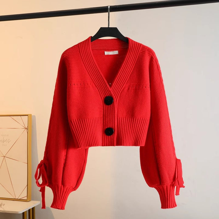 Femme Cropped Chunky Strikkardigan med dekorative knapper Stilla
