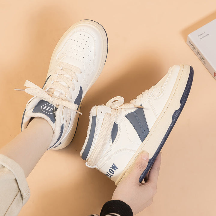 Dame højformat sneakers med åndbart overmateriale og piget design Stilla
