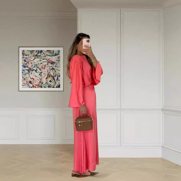 Dame maxikjole med elegant indpakningsdesign og brede ærmer Stilla