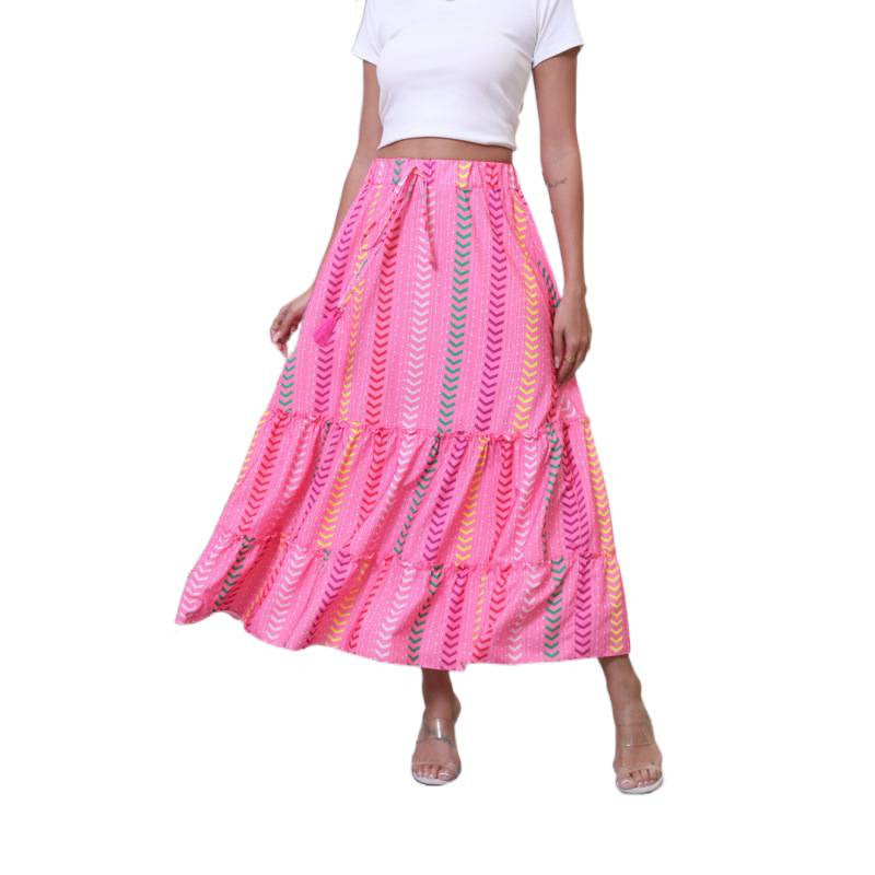 Dame Maxikjole med moderigtigt flæser og farverigt mønster Skovae