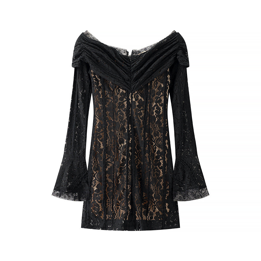 Dame spidsesbluse med aftagelig off-shoulder krave og romantiske klokkeærmer Stilla