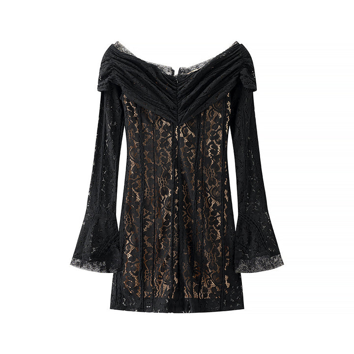 Dame spidsesbluse med aftagelig off-shoulder krave og romantiske klokkeærmer Stilla