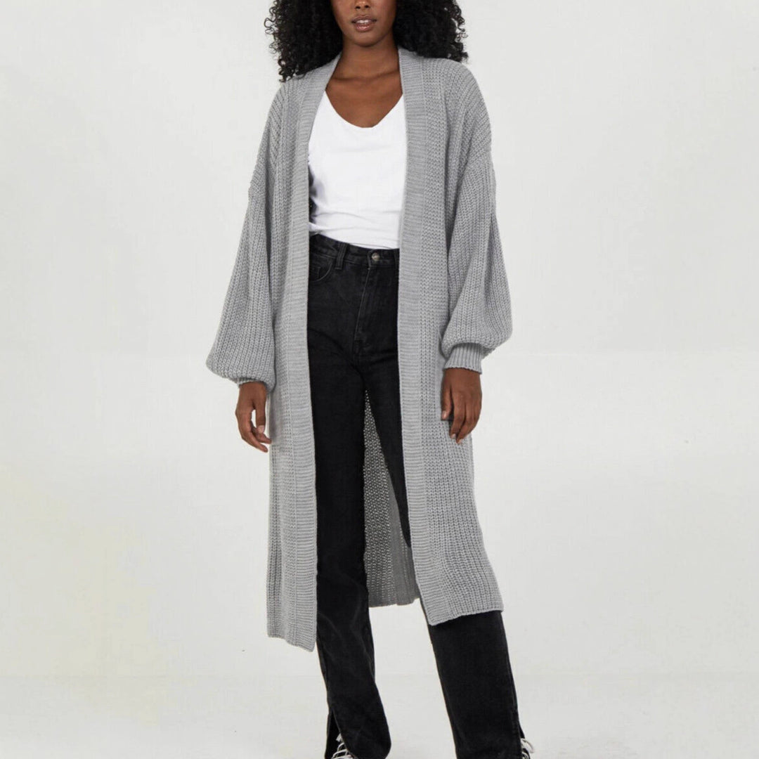 Kvinders strikket frakke i afslappet oversized design Stilla
